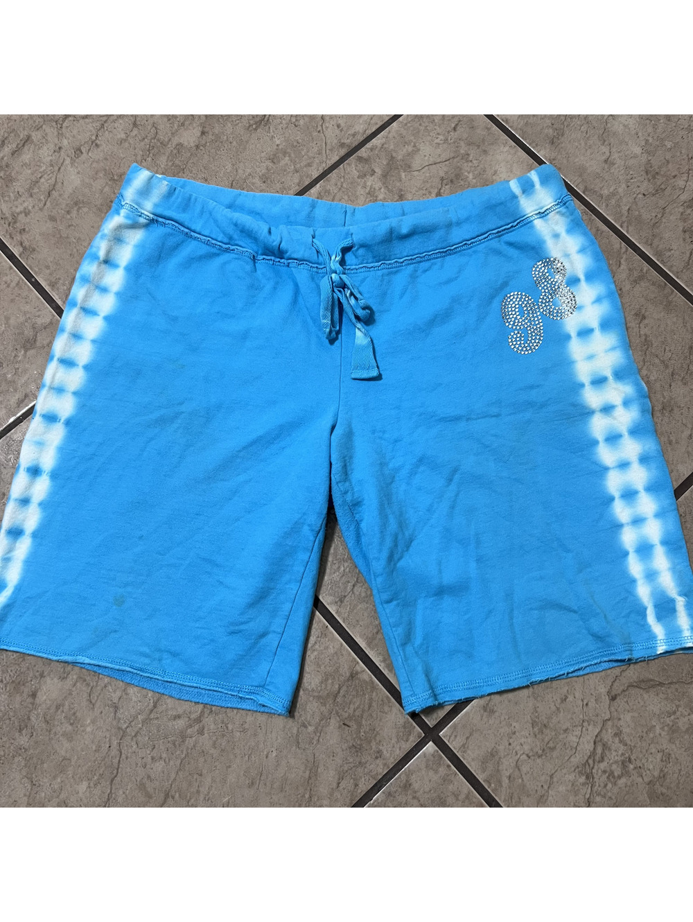 Womens Tie Dye Blue Bedazzled 98 Bermurda Sweat Shorts Summer Athleisure 32x9